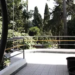 Hostel Role Street