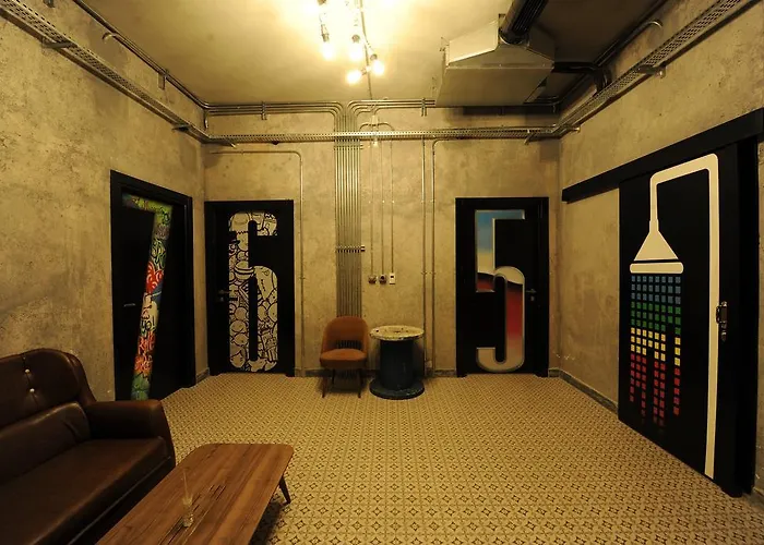 Role Street Hostel Antalya