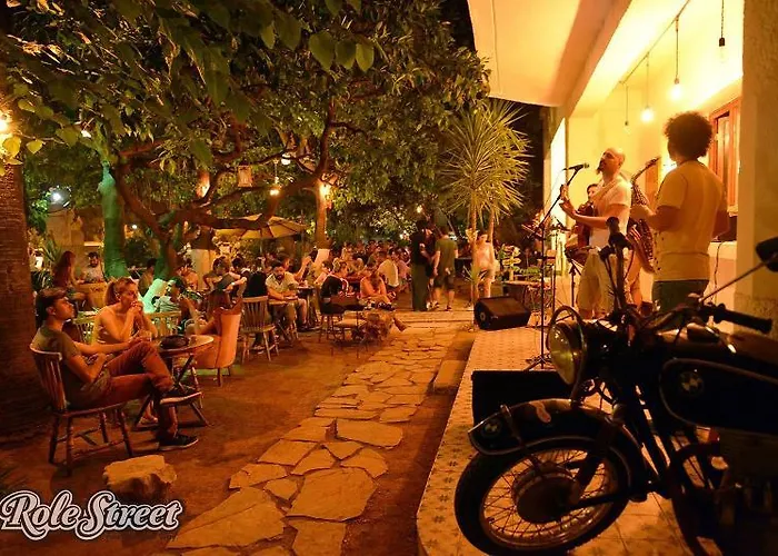 旅馆 角色街旅舍 *